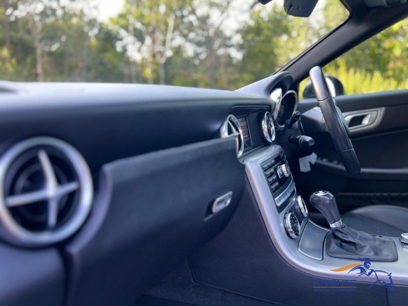 MERCEDES-BENZ SLK
