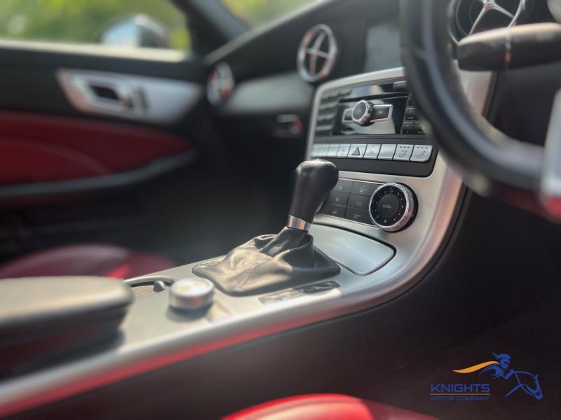 MERCEDES-BENZ SLK