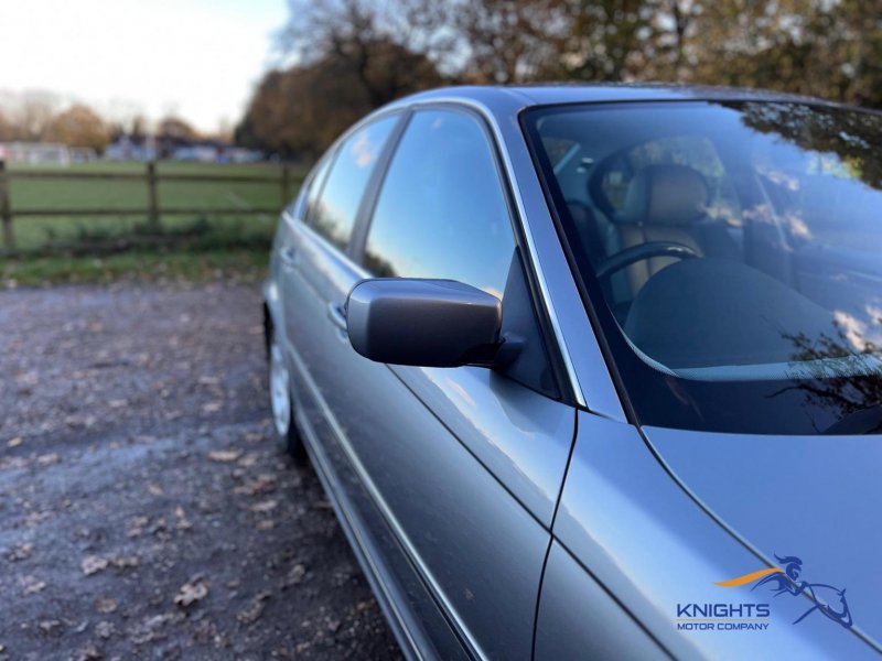 BMW 3 SERIES