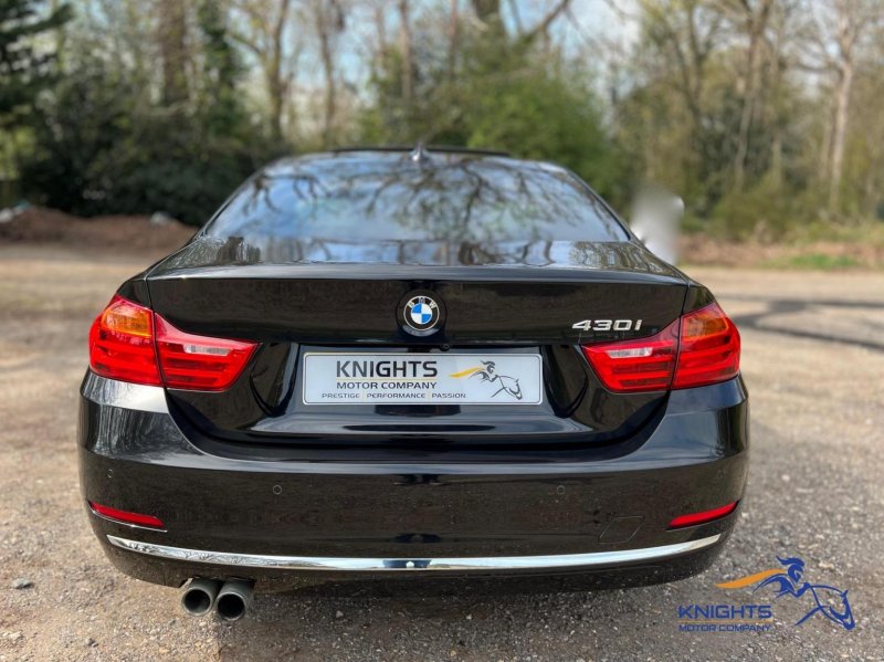 BMW 4 SERIES