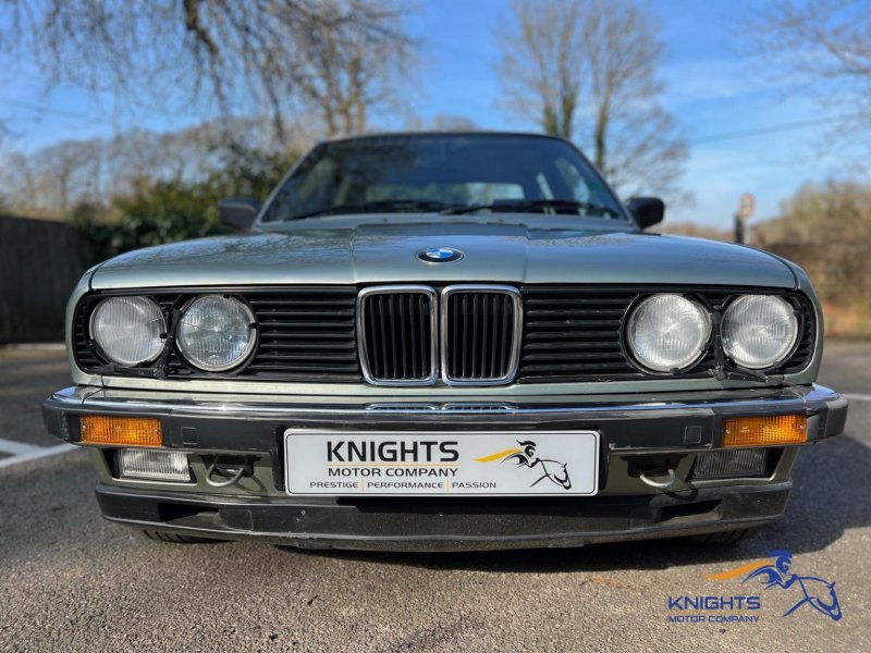 BMW 3 SERIES